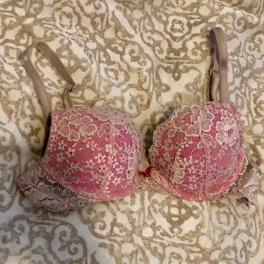 Victoria’s Secret push-up bra
